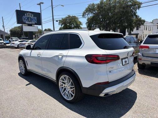 Alpine White 2023 BMW X5 sDrive40i