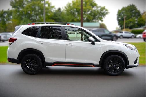 2024 Subaru Forester Sport