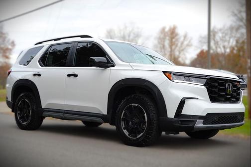 2025 Honda Pilot TrailSport