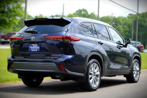 2022 Toyota Highlander Limited