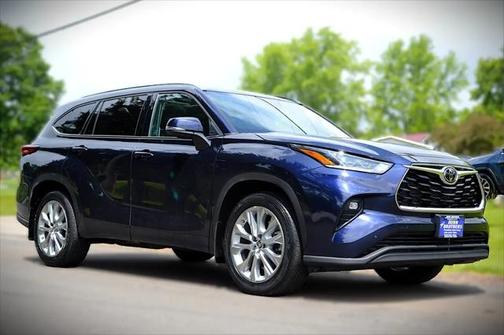 2022 Toyota Highlander Limited