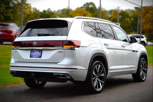 2024 Volkswagen Atlas 2.0T SEL Premium R-Line 4MOTION