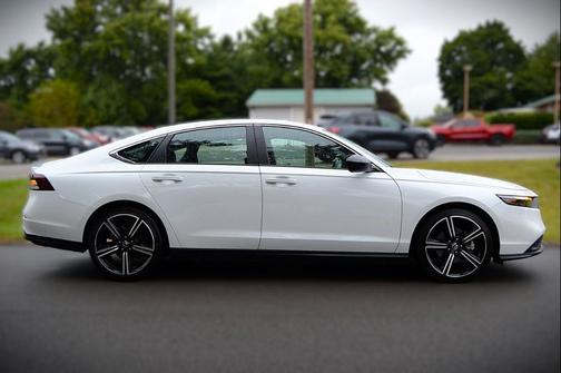 2023 Honda Accord Hybrid Base