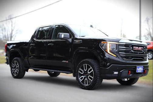 2024 GMC Sierra 1500 AT4