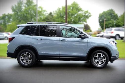 2022 Honda Passport AWD TrailSport