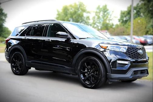 2023 Ford Explorer ST-Line