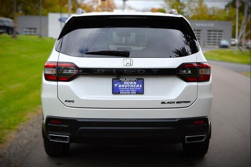 2023 Honda Pilot AWD Elite