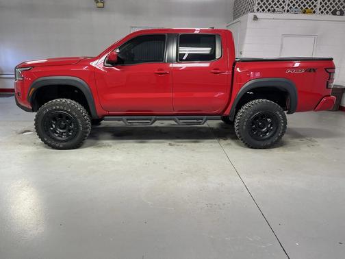 2022 Nissan Frontier PRO-4X