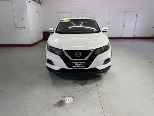 2021 Nissan Rogue Sport SV