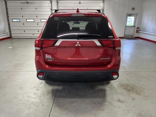 2019 Mitsubishi Outlander LE