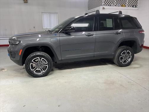 2023 Jeep Grand Cherokee 4xe Trailhawk