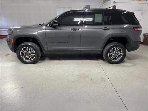 2023 Jeep Grand Cherokee 4xe Trailhawk