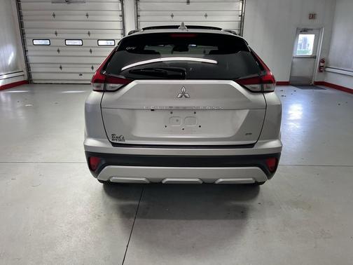 2023 Mitsubishi Eclipse Cross SE