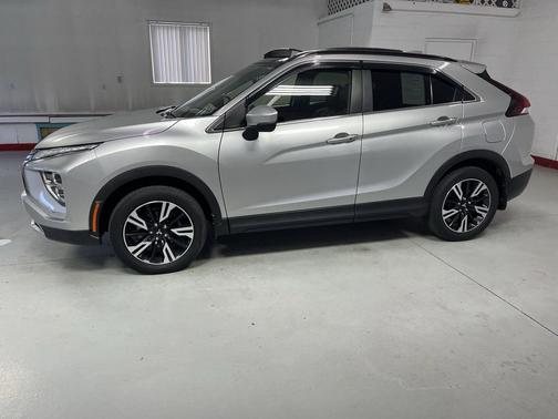 2023 Mitsubishi Eclipse Cross SE