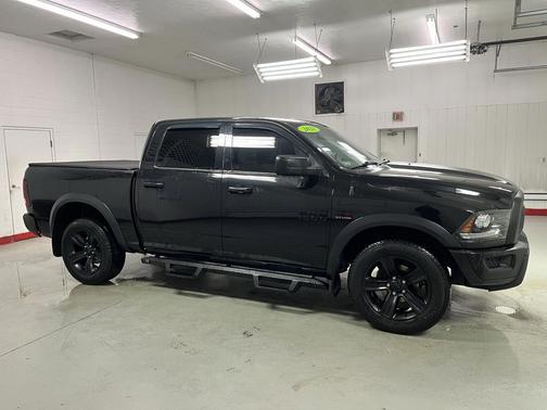 2021 RAM 1500 Classic Warlock Crew Cab 4x4 5'7' Box