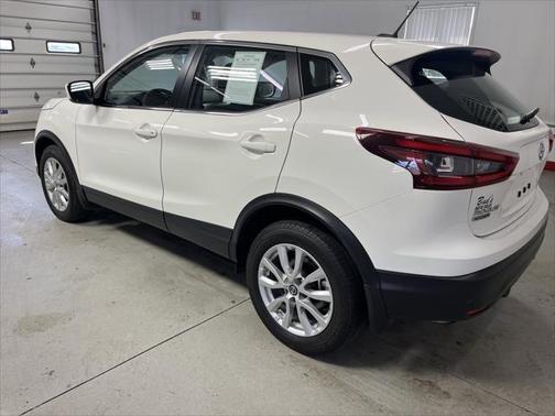 2022 Nissan Rogue Sport S