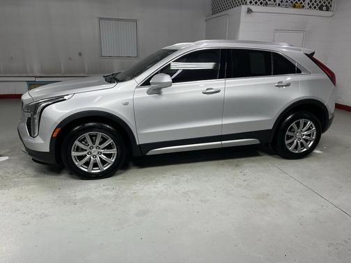 2020 Cadillac XT4 Premium Luxury