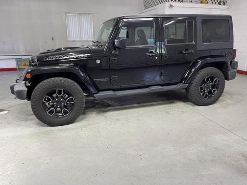 Black Clearcoat 2017 Jeep Wrangler Unlimited Smoky Mountain 4x4