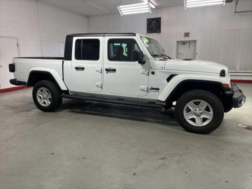 2023 Jeep Gladiator Sport S