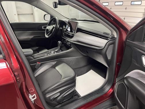 Velvet Red Pearlcoat 2022 Jeep Compass Latitude