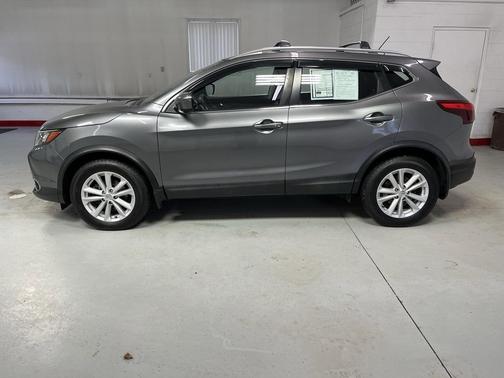 2017 Nissan Rogue Sport SV