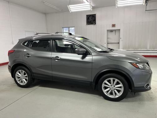 2017 Nissan Rogue Sport SV