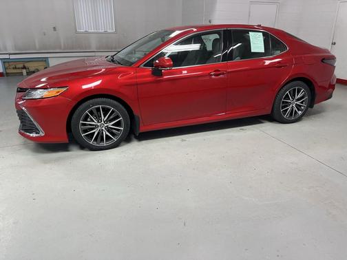 Supersonic Red 2023 Toyota Camry XLE