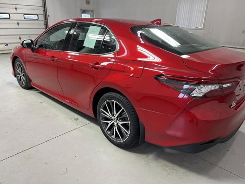 Supersonic Red 2023 Toyota Camry XLE