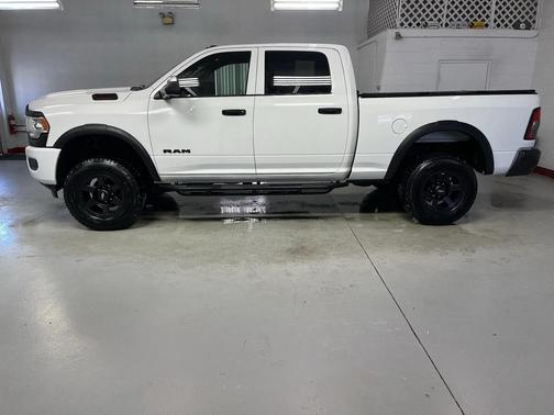 2020 RAM 2500 Tradesman Crew Cab 4X4 6'4' Box