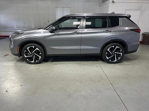 2023 Mitsubishi Outlander SE 2.5 S-AWC