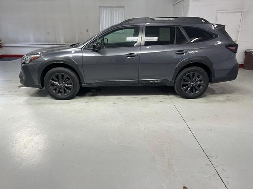 Magnetite Gray Metallic 2025 Subaru Outback Onyx Edition