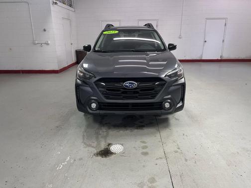Magnetite Gray Metallic 2025 Subaru Outback Onyx Edition
