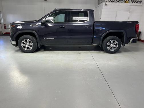 2023 GMC Sierra 1500 SLE