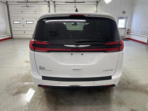 2024 Chrysler Pacifica Limited