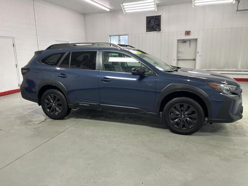Cosmic Blue Pearl 2025 Subaru Outback Onyx Edition