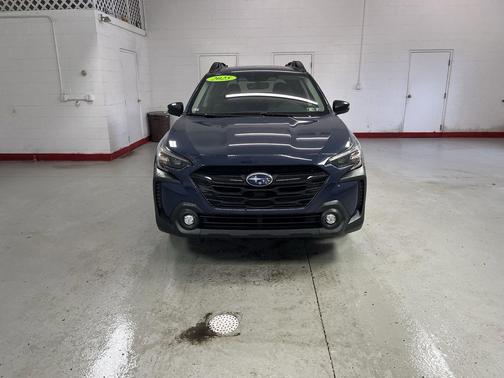 Cosmic Blue Pearl 2025 Subaru Outback Onyx Edition