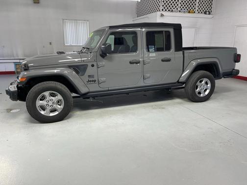 2021 Jeep Gladiator Freedom 4x4