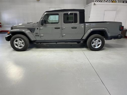 2021 Jeep Gladiator Freedom 4x4