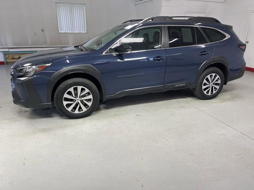 Cosmic Blue Pearl 2025 Subaru Outback Premium