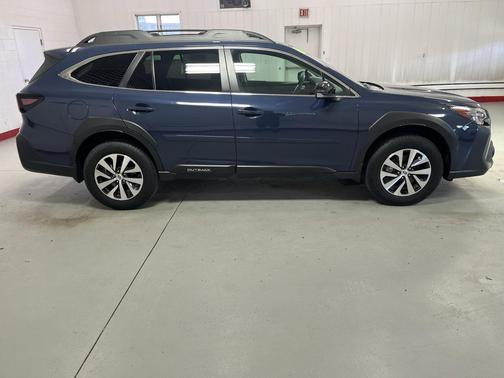 Cosmic Blue Pearl 2025 Subaru Outback Premium