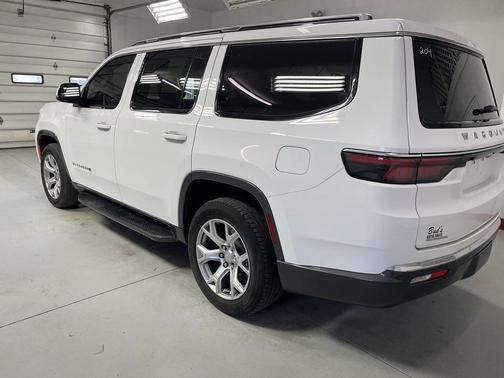 2022 Jeep Wagoneer Series I 4x4