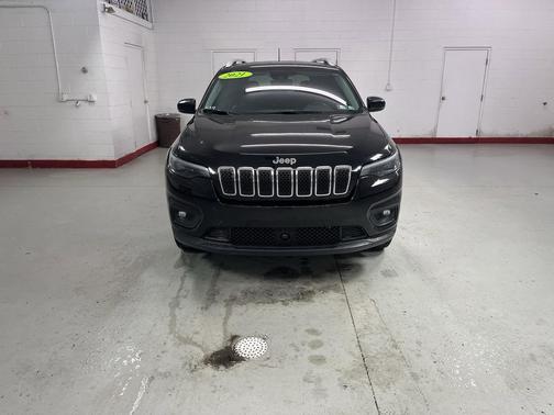 Diamond Black Crystal Pearlcoat 2021 Jeep Cherokee Latitude Lux