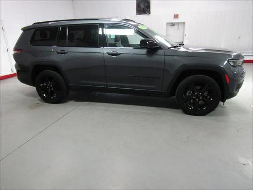 2022 Jeep Grand Cherokee L Altitude