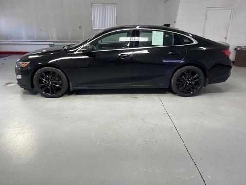 2021 Chevrolet Malibu FWD LT