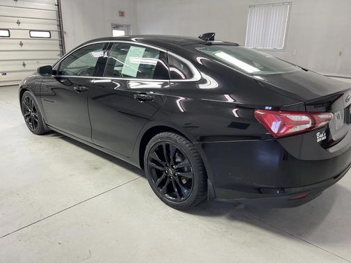 2021 Chevrolet Malibu FWD LT