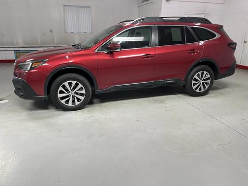 2022 Subaru Outback Premium