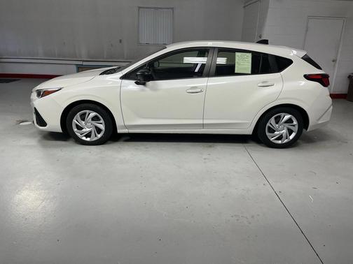 2024 Subaru Impreza Base