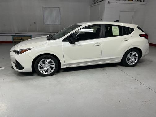 2024 Subaru Impreza Base