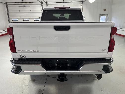 Summit White 2025 Chevrolet Silverado 2500 LT