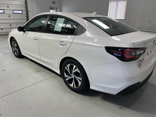 2023 Subaru Legacy Base